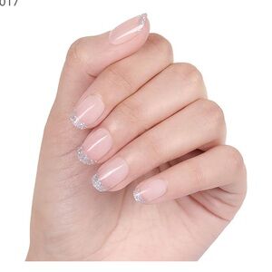 Color Street Silver Press-On Nails